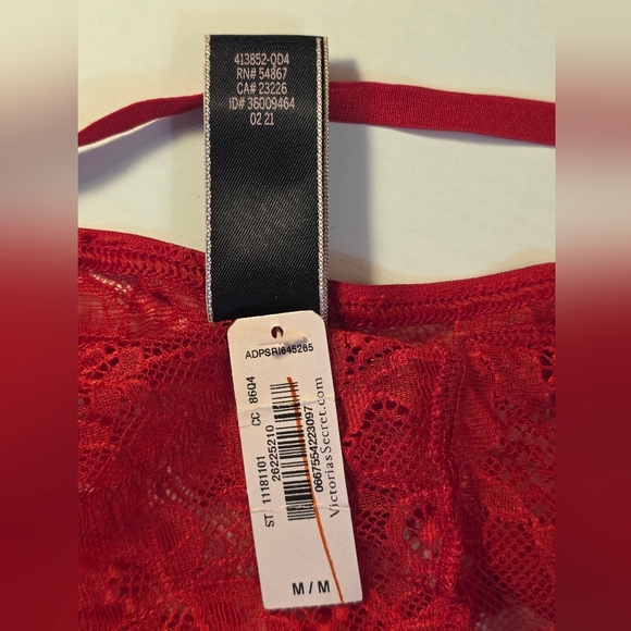 NWT Victoria's Secret Very Sexy Lace-Shaped Cheeky Panties Red Size Medium - Picture 4 of 4